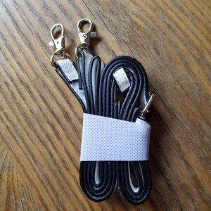 NWOT CREAM WHITE CROSSBODY STRAP